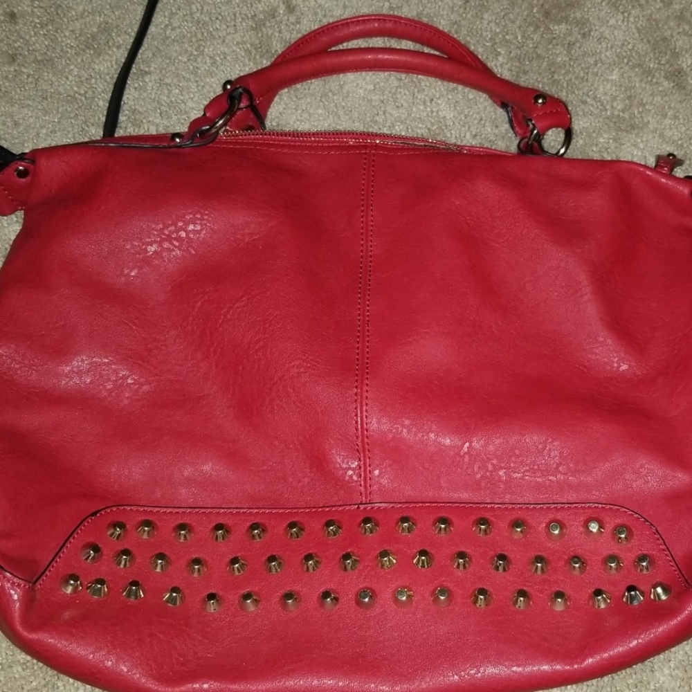 Red bag - Picture 3 of 3